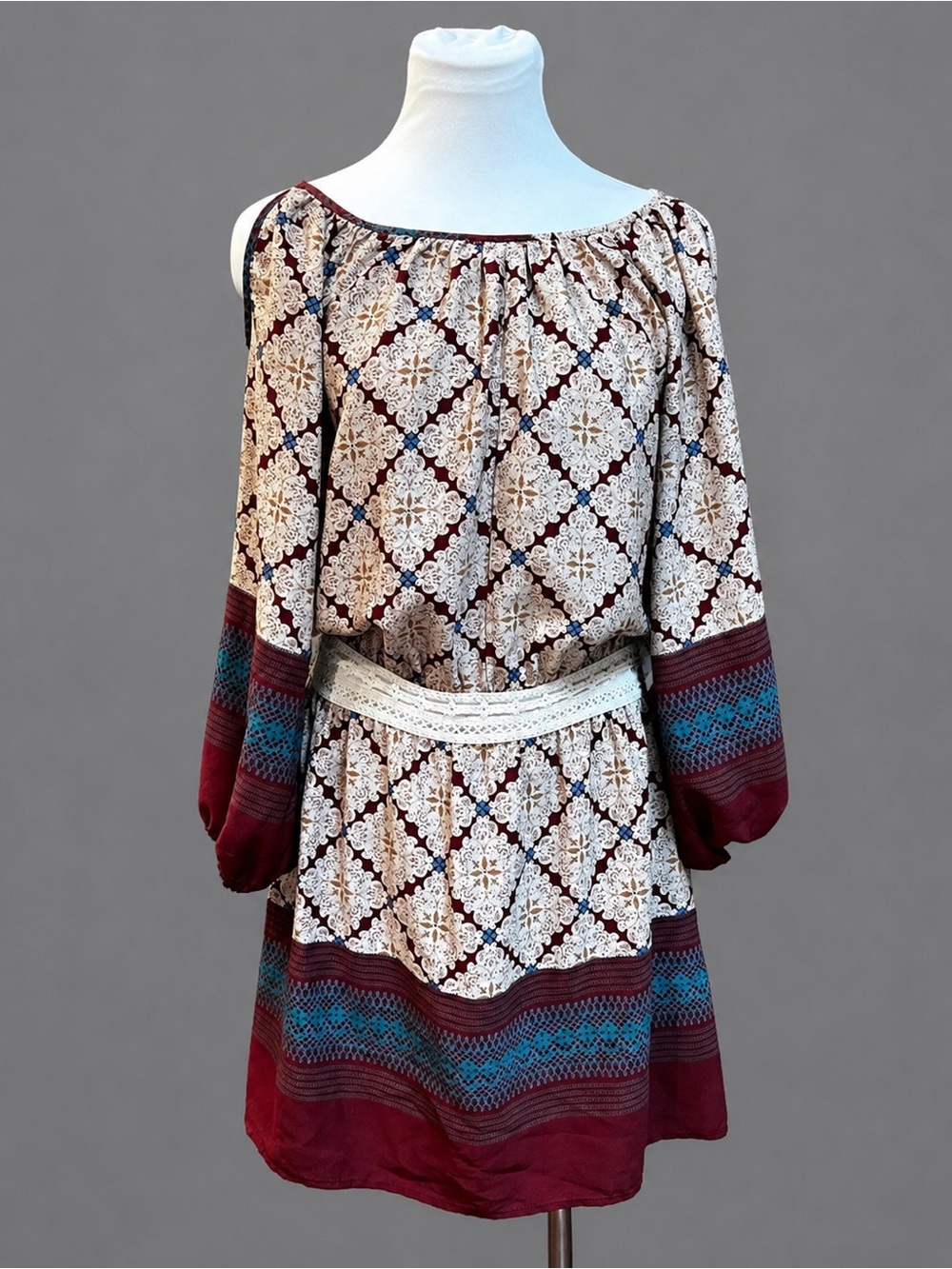 Gorgeous, bohemian chic cold shoulder dress